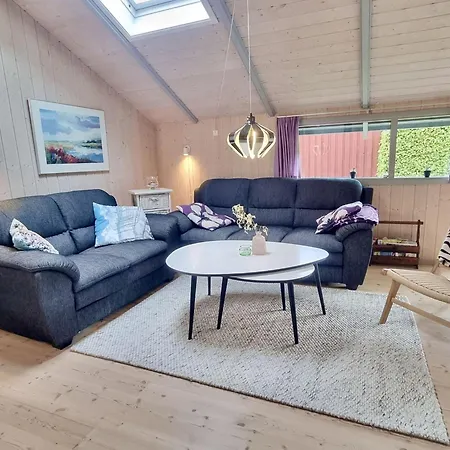 Ferienhaus-zwischen-wald-und-meer-mit-sauna-und-kamin Holiday home Abjerg