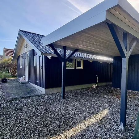 Ferienhaus-zwischen-wald-und-meer-mit-sauna-und-kamin Holiday home *